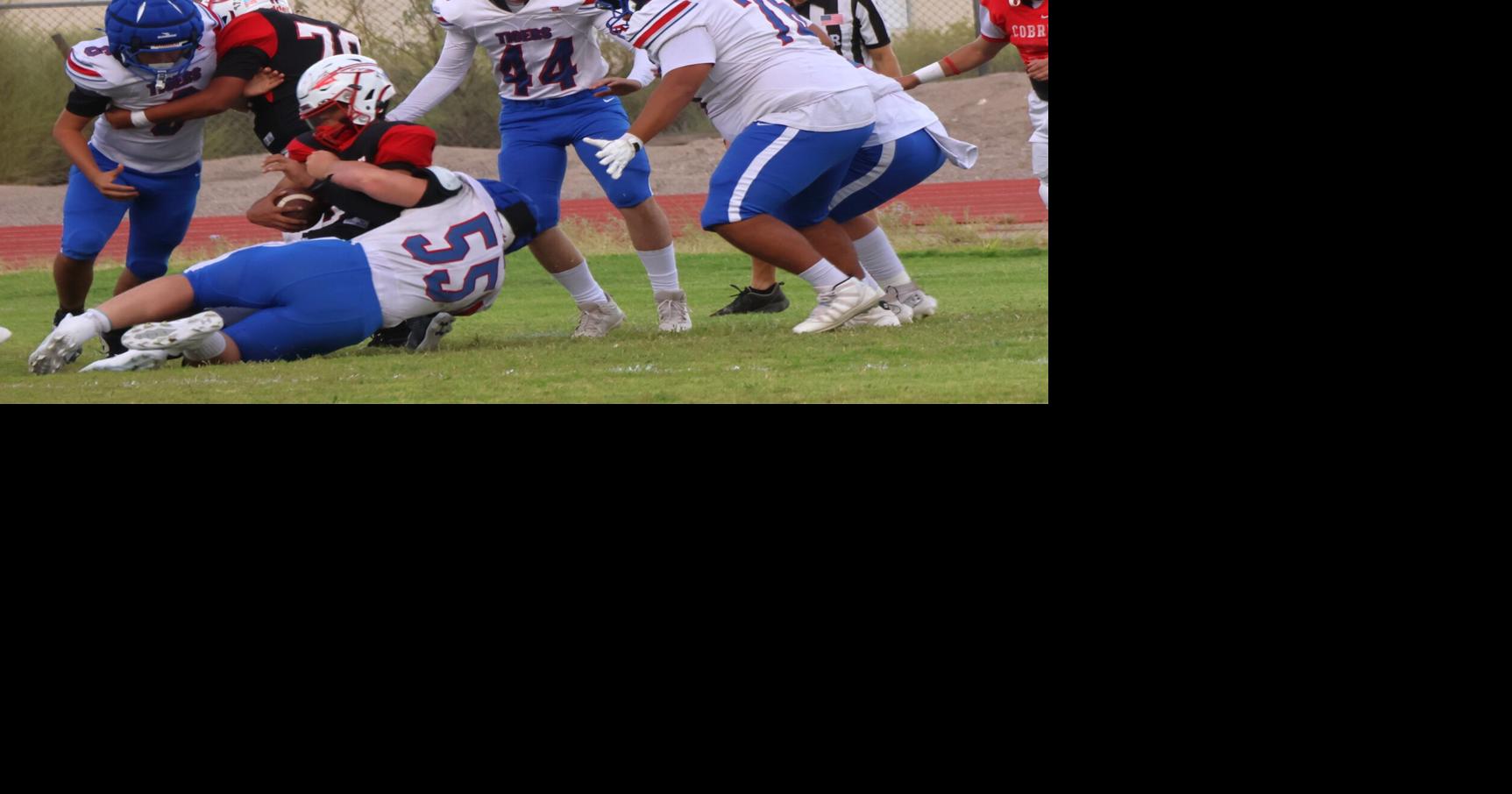 Football Scrimmage Gives Tigers Preview
