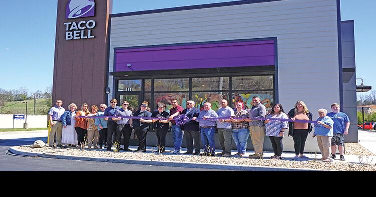 Barnegat Mayor Welcomes Taco Bell in Ribbon Cutting Ceremony