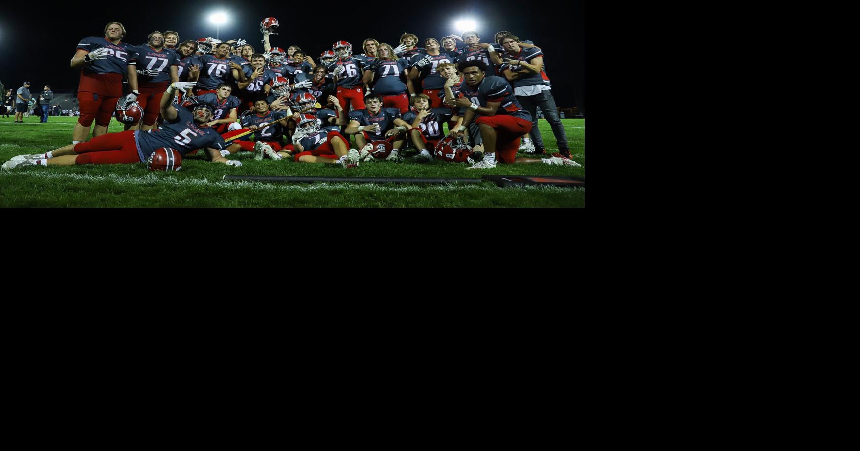 Spring Lake football hangs on to top Fruitport in rivalry clash ...