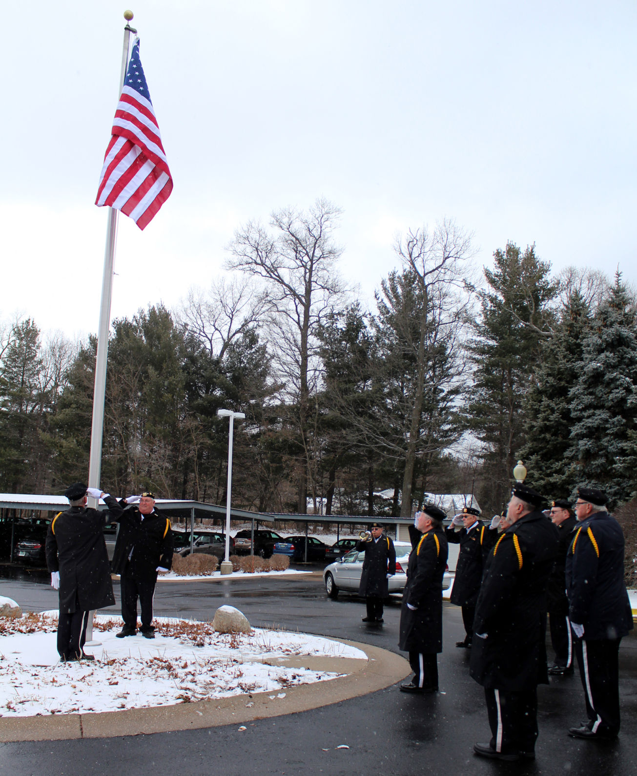 VFW post donates, raises flag | Local News | grandhaventribune.com