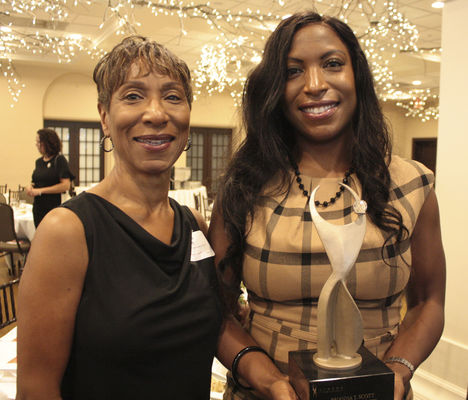 Muskegon Attorney Wins Athena Award | Local News | Grandhaventribune.com