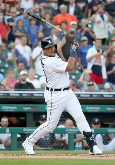 500!!! Miguel Cabrera hits 500th home run of career!! 