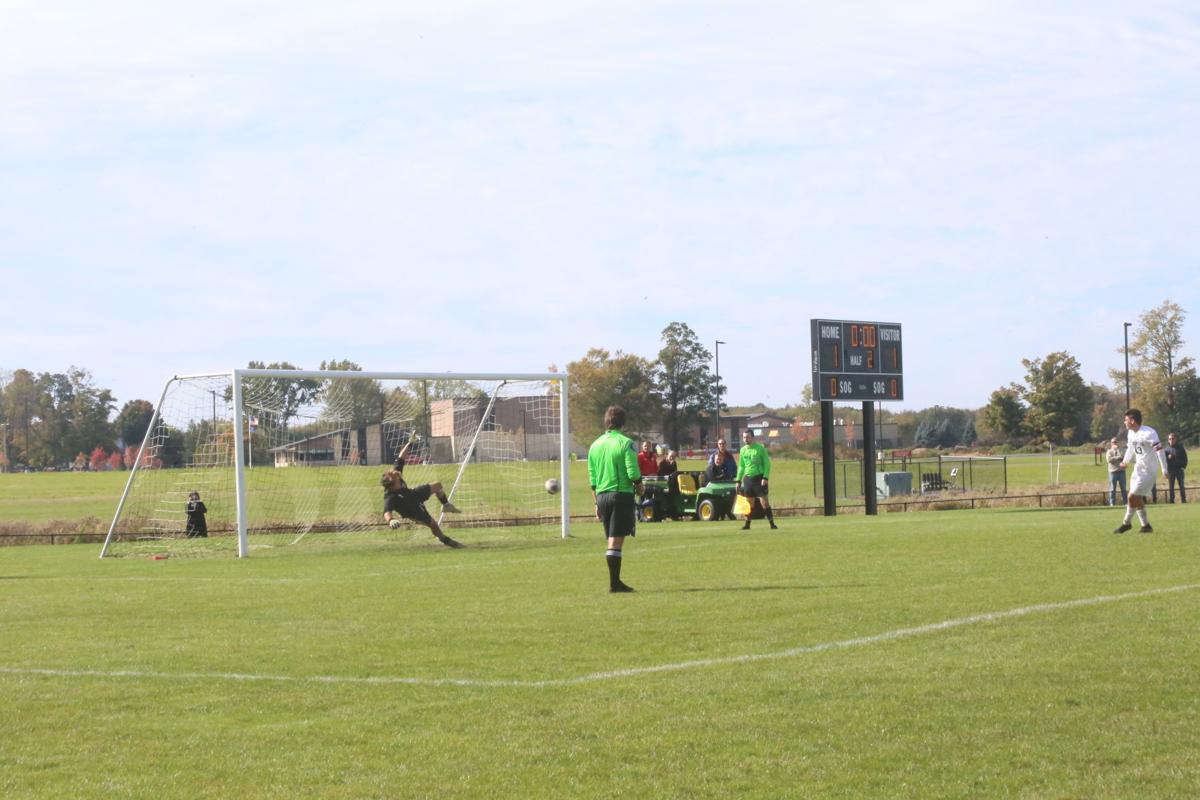 Lakers Kicked Out Of District Final By Reeths Puffer Sports