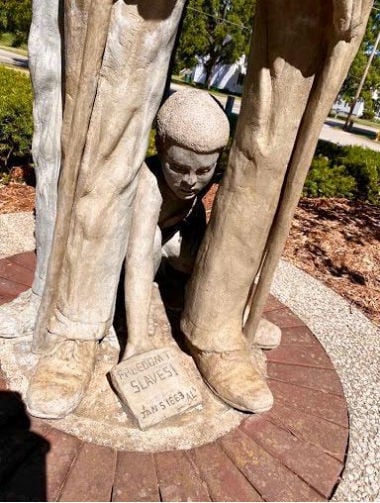 Allendale Statue