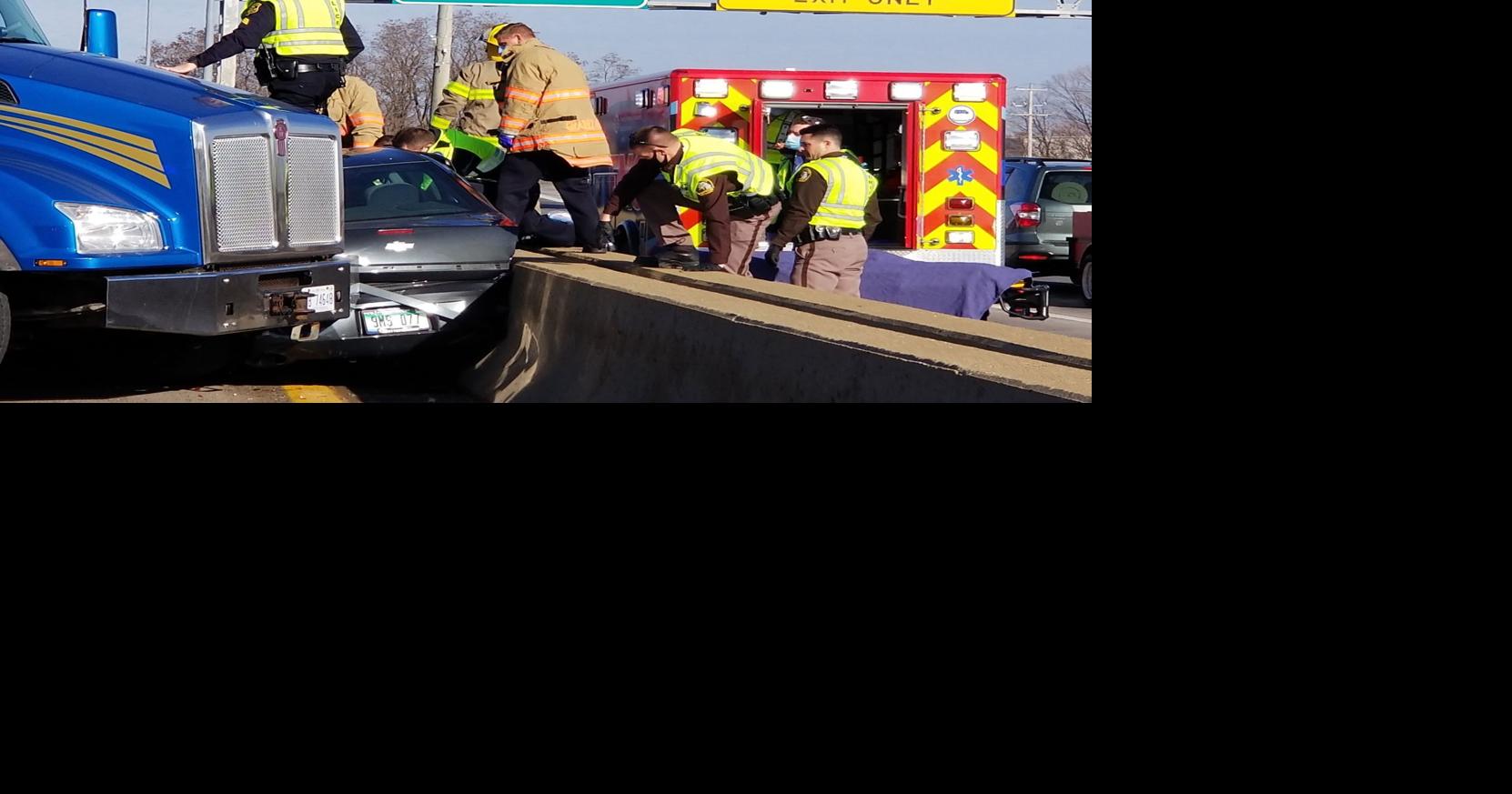 2 hurt in multivehicle crash near drawbridge Local News