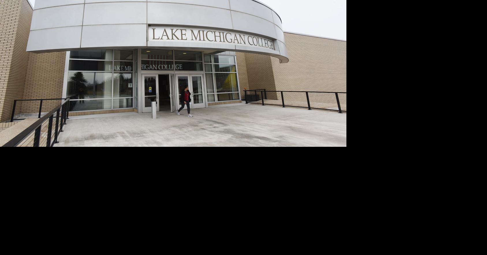 Local students earn college academic honors | Education | grandhaventribune.com Local students earn college academic honors