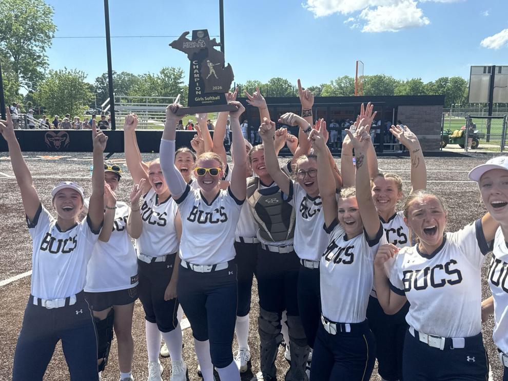 Buccaneers claim program's 1st ever regional title behind Chciuk's no-hitter
