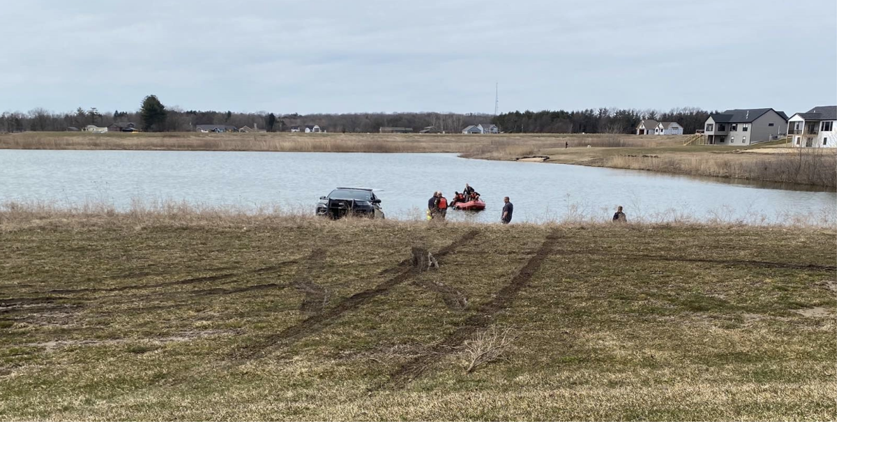 Good Samaritans rescue man from submerged truck | Fire & EMS ...