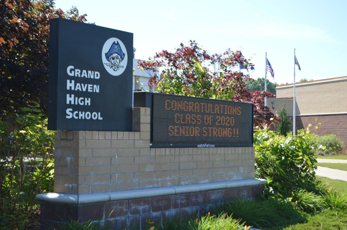 Grand Haven High School seniors celebrate graduation Multimedia