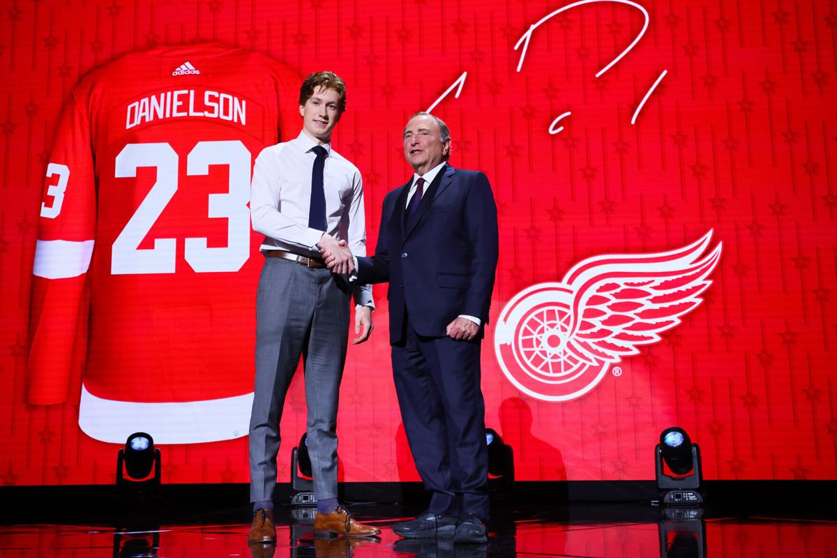 Red Wings draft pick Nate Danielson gets Connor Bedard's
