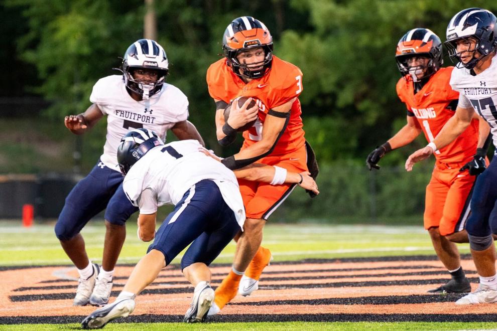 Fruitport nearly shocks unbeaten Belding in final-second loss