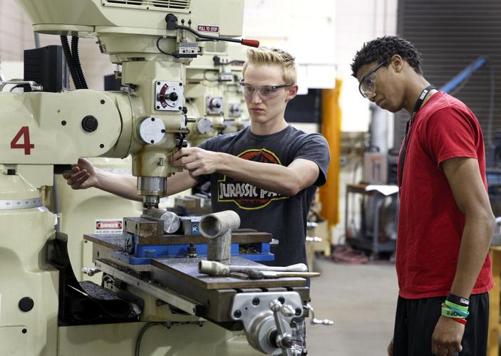 02_lh_Manufacturing 102814.jpg
