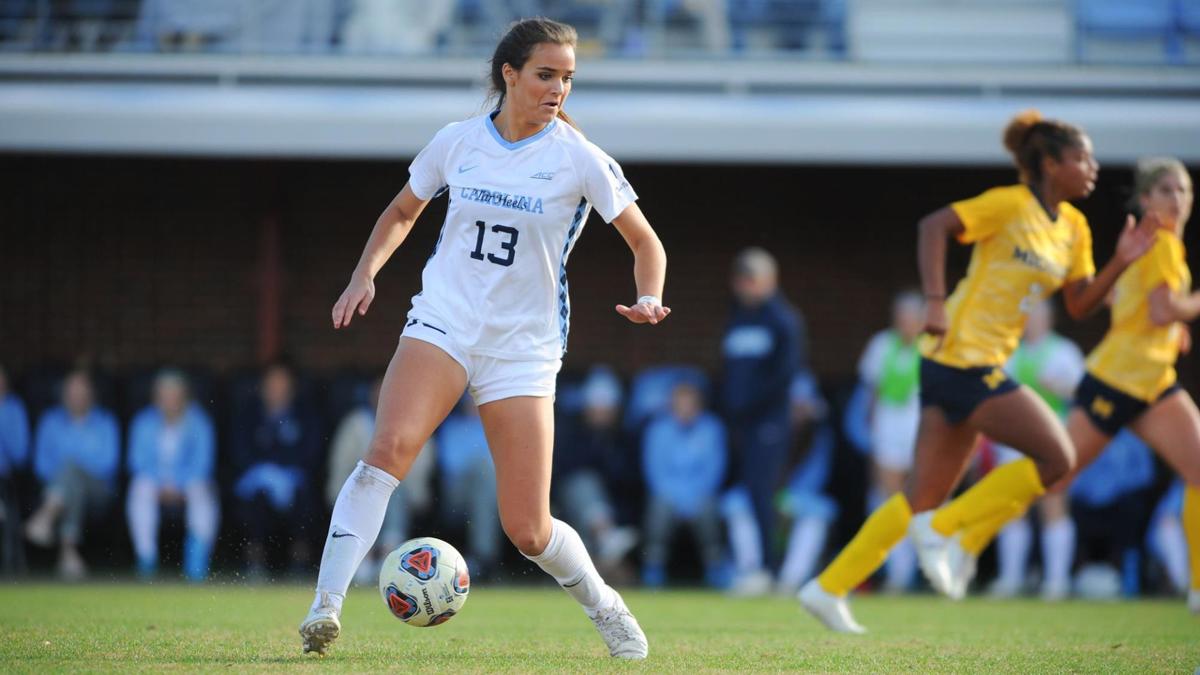 Breakout game for Greensboro's Isabel Cox helps Carolina women's soccer team push toward NCAA title