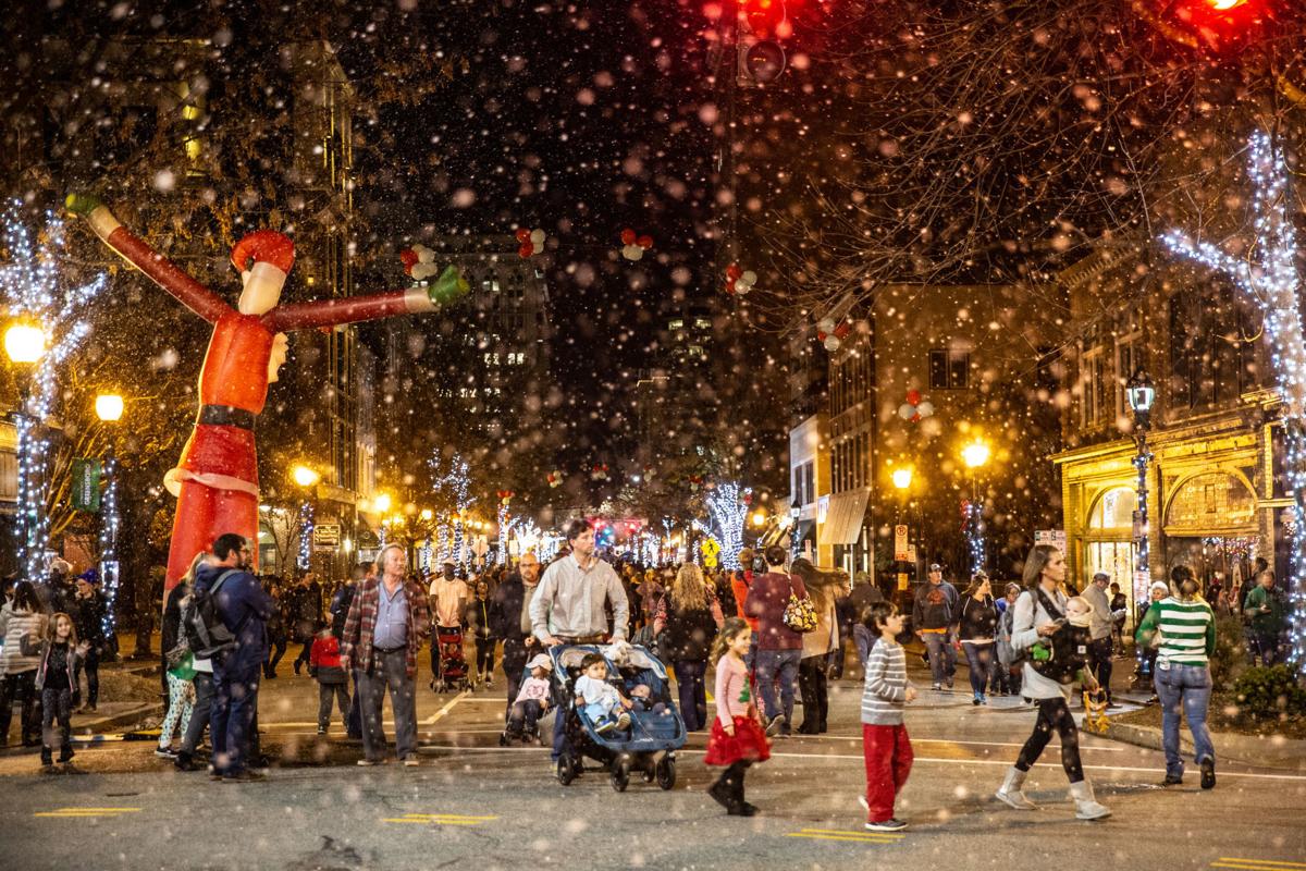 Festival fills downtown Greensboro with holiday fun Entertainment