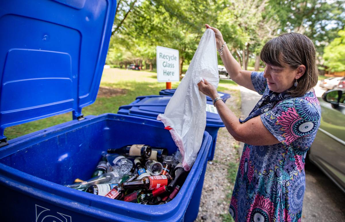 Dropoffs at glassrecycling stations going better than expected