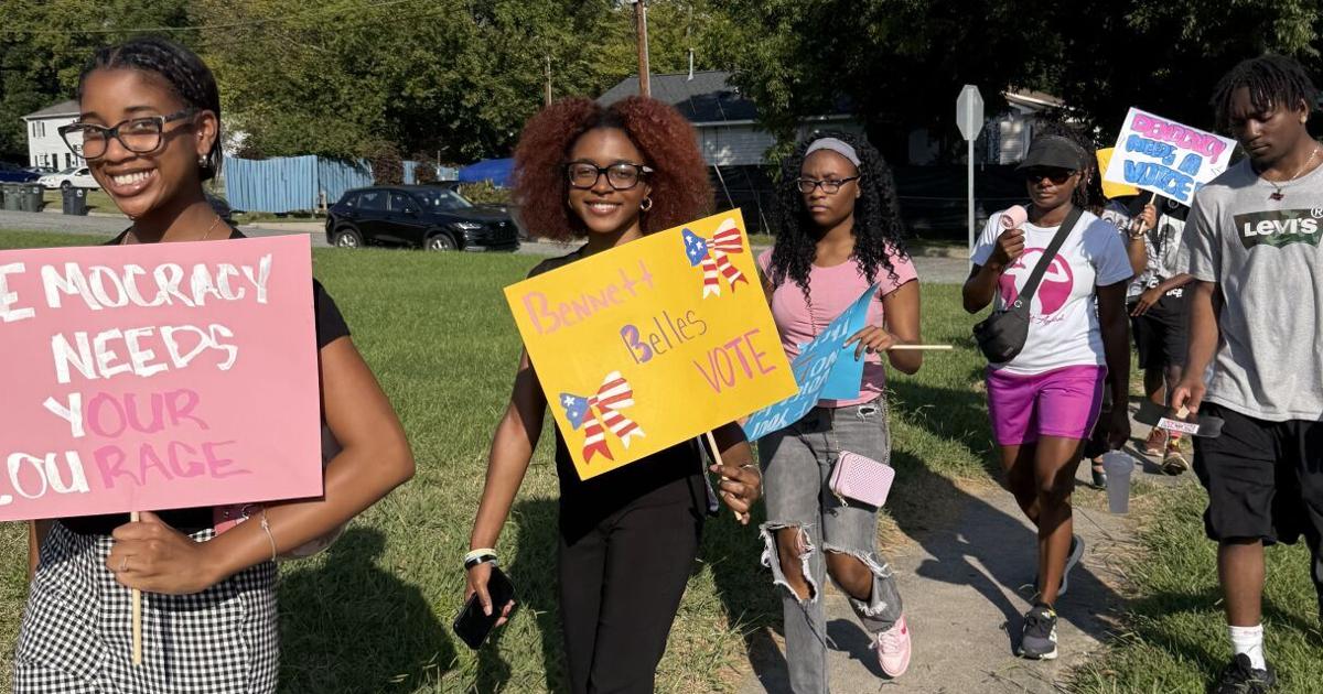 Hundreds of college students took part in early voting Thursday