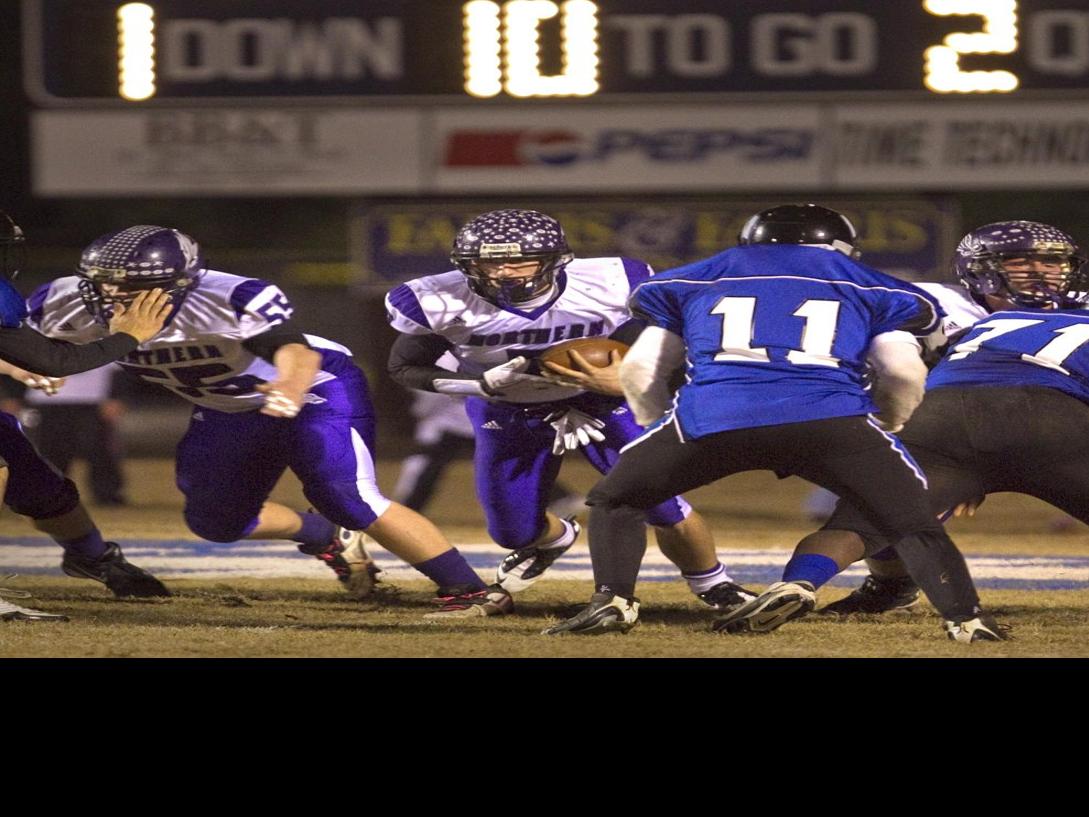 A Championship Matchup Crest Vs Northern Football Greensboro Com