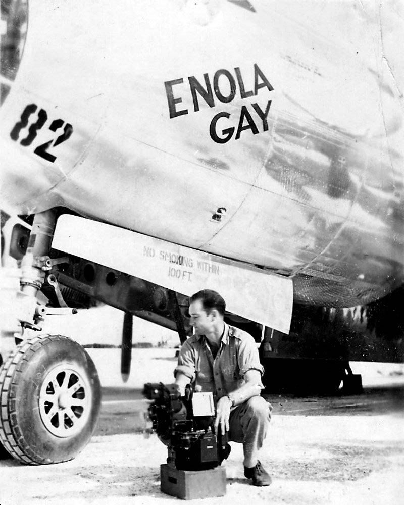 Tom Ferebee-Enola Gay Bombardier signed retirement photo.509th Composite Group