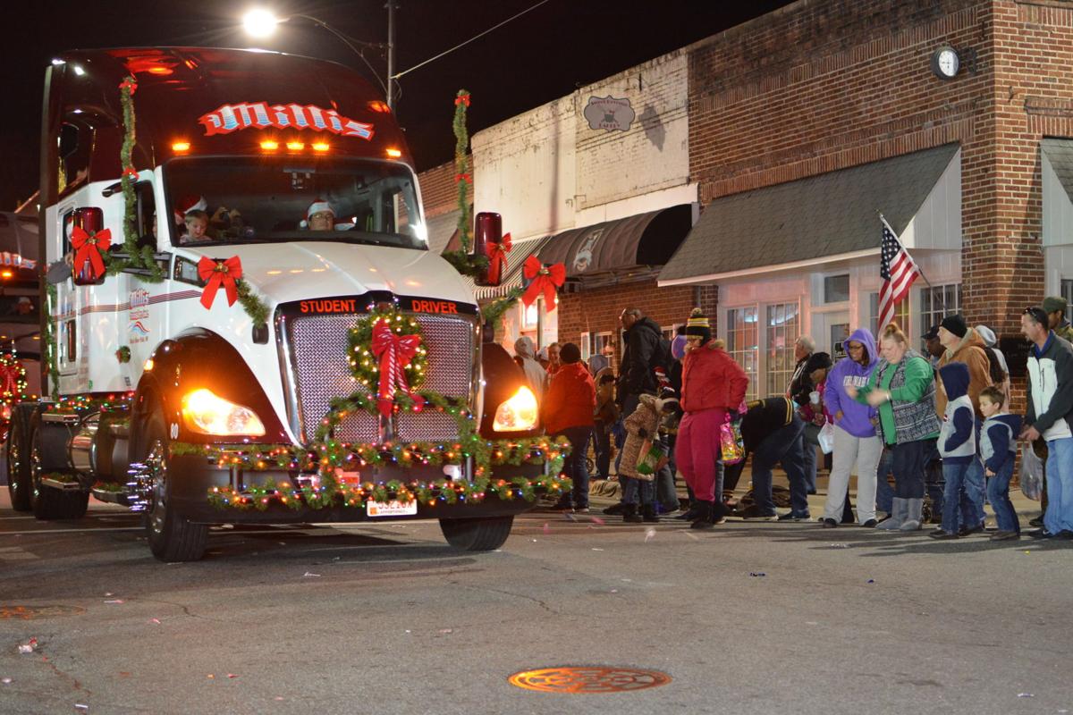 Historic Leaksville NightTime Christmas Parade Gallery