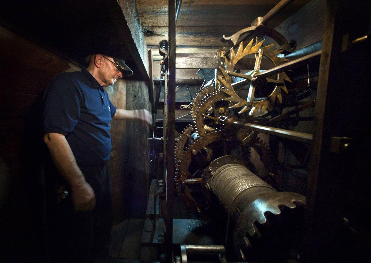 Keeping Time In Old Salem An Act Of Constancy Lifestyles - 