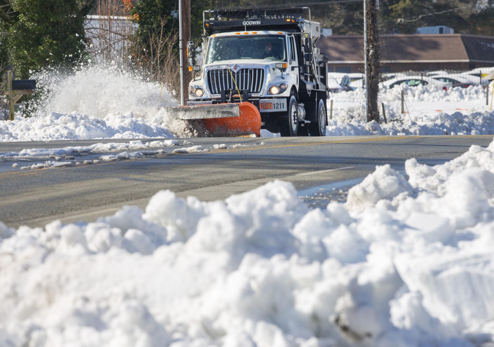 Photos Triad recovers from December snow storm Gallery