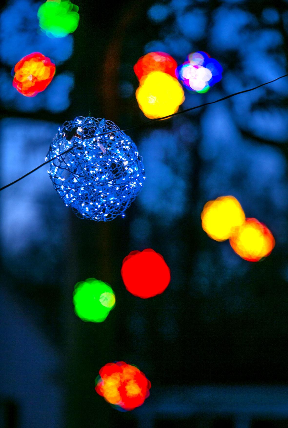 'Today' show to spotlight Sunset Hills' lighted tree balls Local News