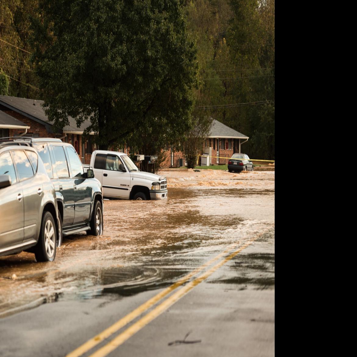 More Than 400 000 In Carolinas Still Without Power After Tropical Storm Michael State And Regional News Greensboro Com