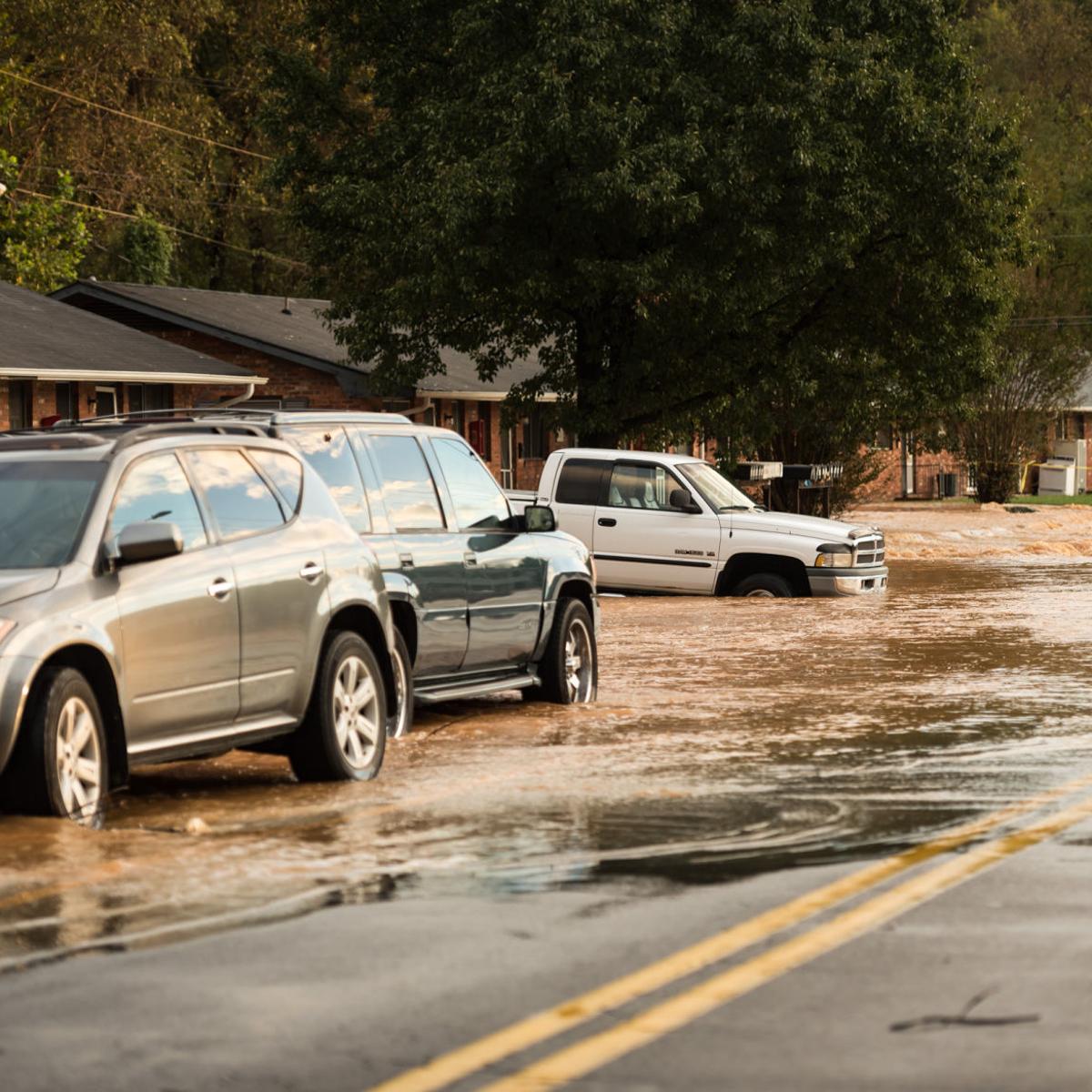 More Than 400 000 In Carolinas Still Without Power After Tropical Storm Michael State And Regional News Greensboro Com