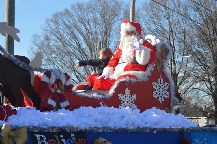 Madison Mayodan Christmas Parade 2022 Western Rockingham Enjoys Longest Christmas Parade In Nc | Latest News |  Greensboro.com