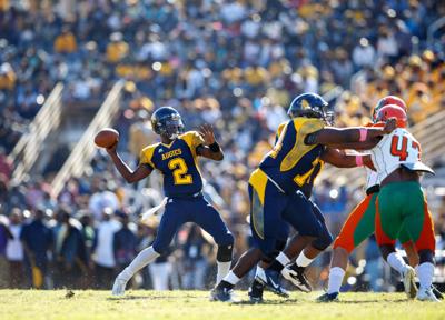 19_jw_colfb aggies 102614__N5V5934.jpg