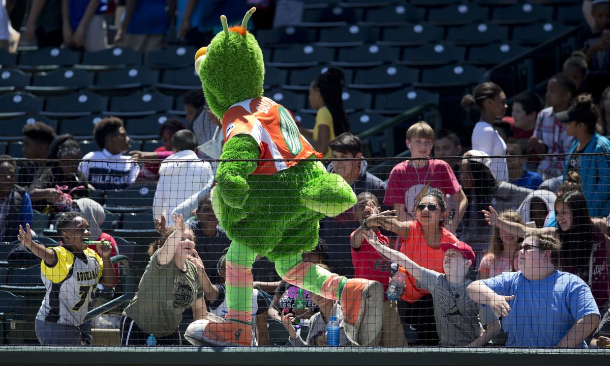 Jeff Mills Sixthgraders pack game on GCS School Kids day at ballpark