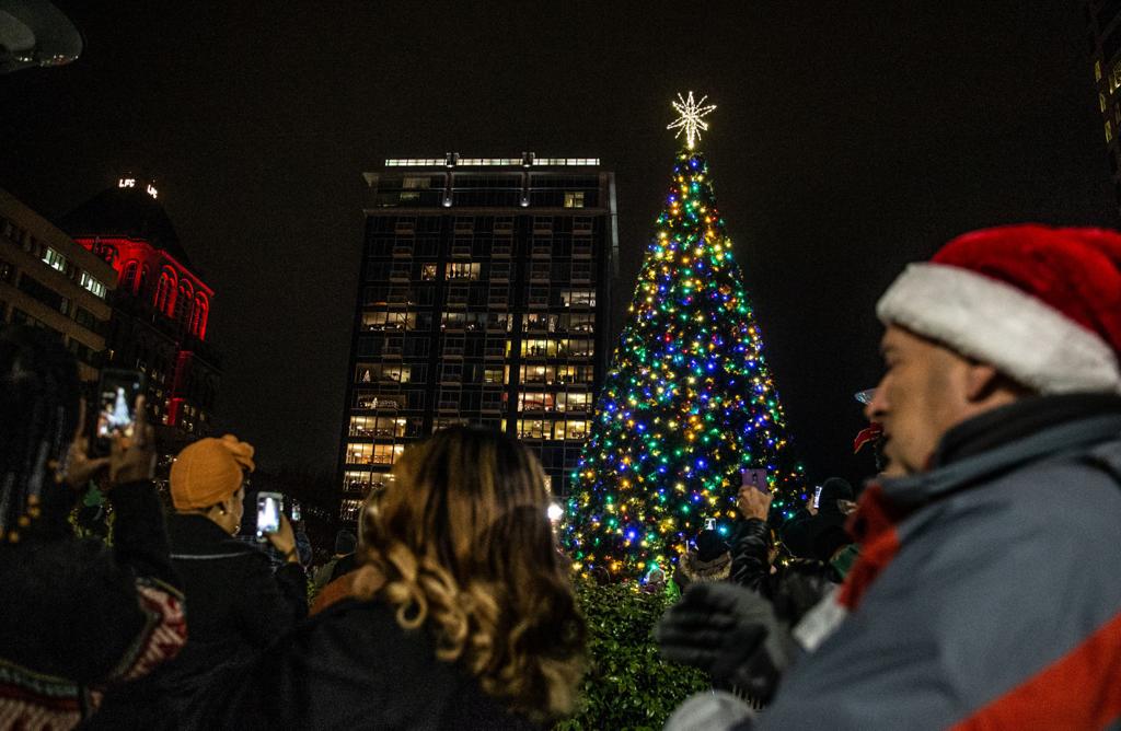 Christmas Events In Greensboro Nc 2022 Festival Of Lights, Holiday Parade Returning To Downtown Greensboro This  Year | Entertainment | Greensboro.com