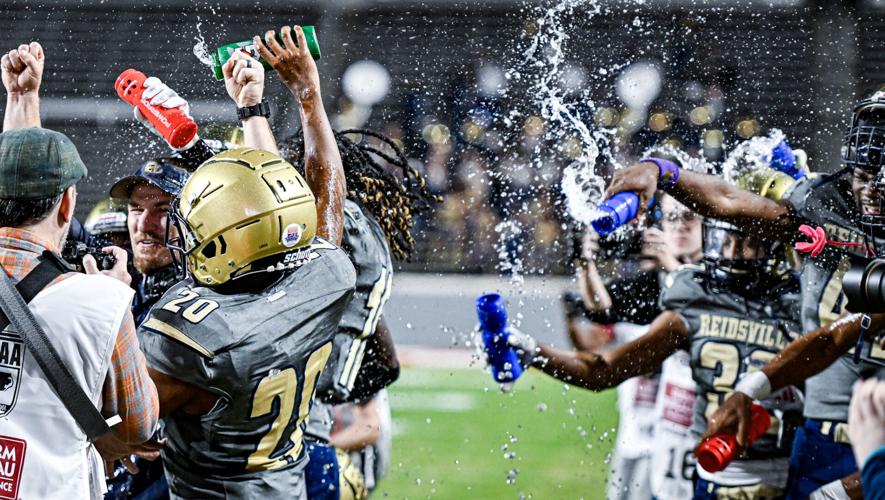 rams-celebrate-ps-photo