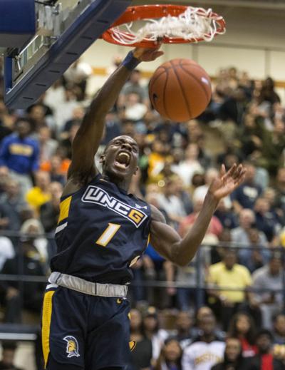 Basketball Greensboro College At Uncg College Greensboro Com