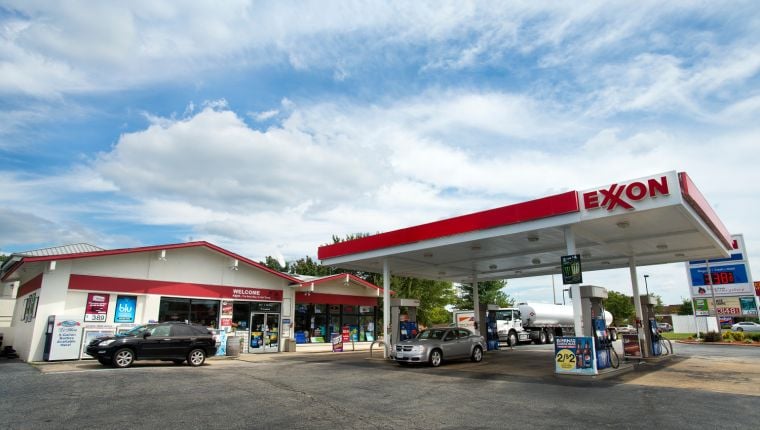 Full service gas station | Gallery | greensboro.com