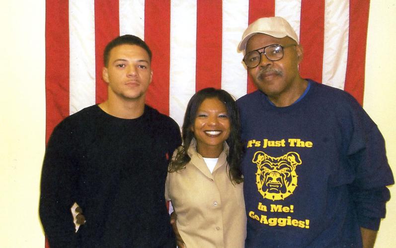 06_lh_Barber 032115.jpg