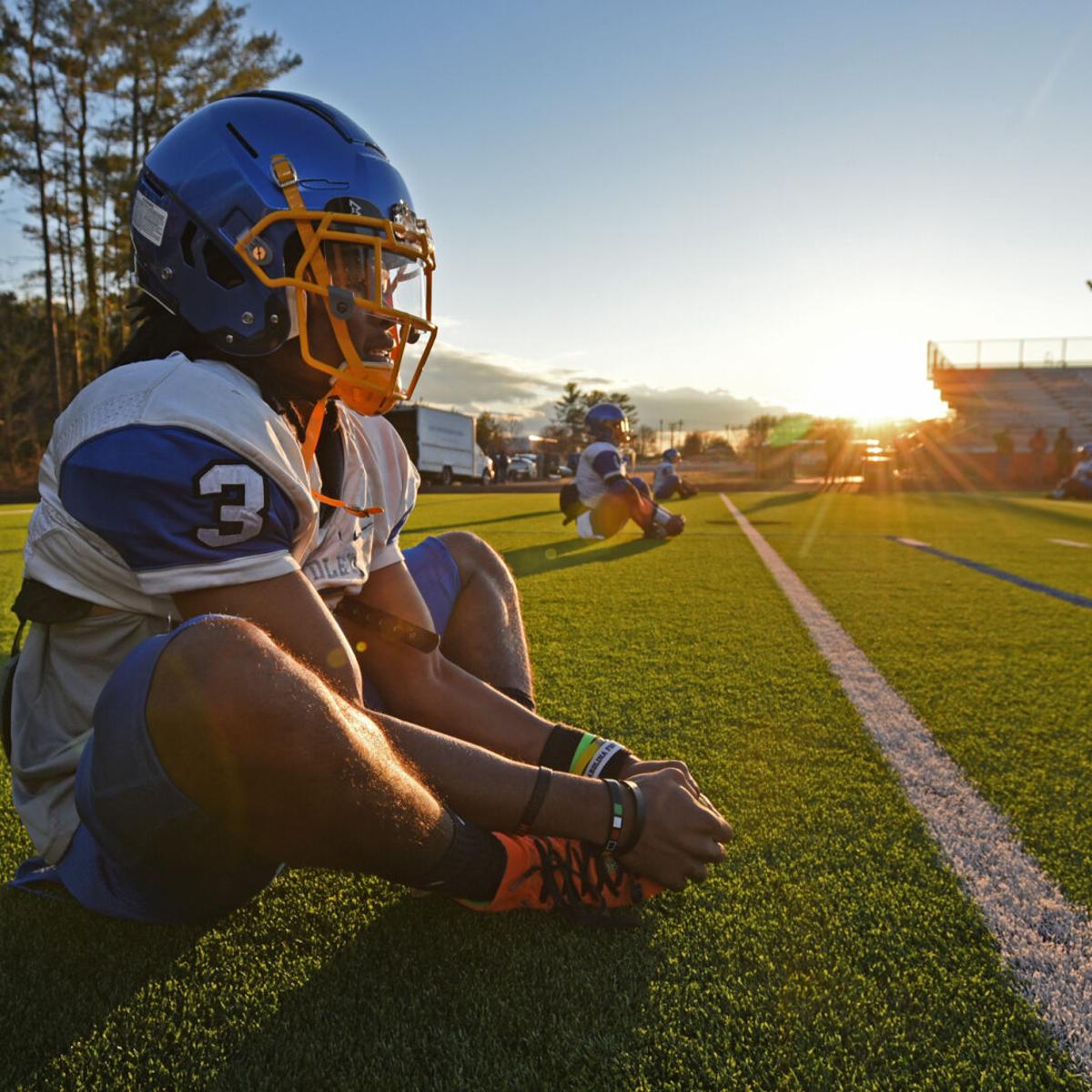 Hsxtra Com Football Players To Watch This Week Hsxtra Greensboro High School Sports Greensboro Com Hsxtra Com Football Players To Watch This Week Hsxtra Greensboro High School Sports Greensboro Com