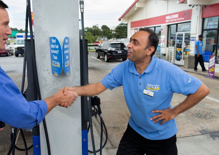 Full service gas station | Gallery | greensboro.com