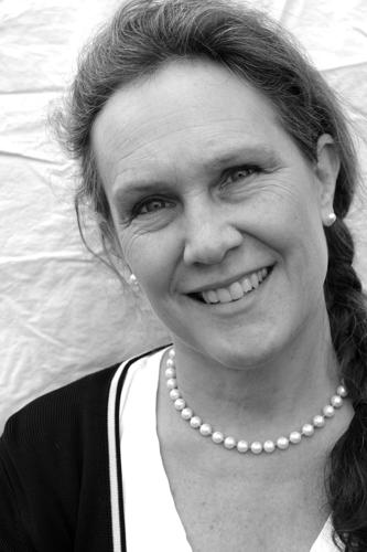 Debby Irving2 b-w.jpg
