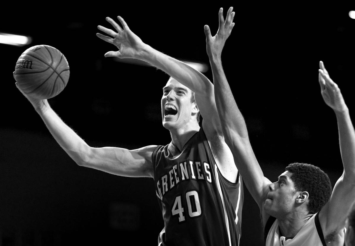 Plumlee Shows He S Another Blue Blood Basketball Greensboro Com