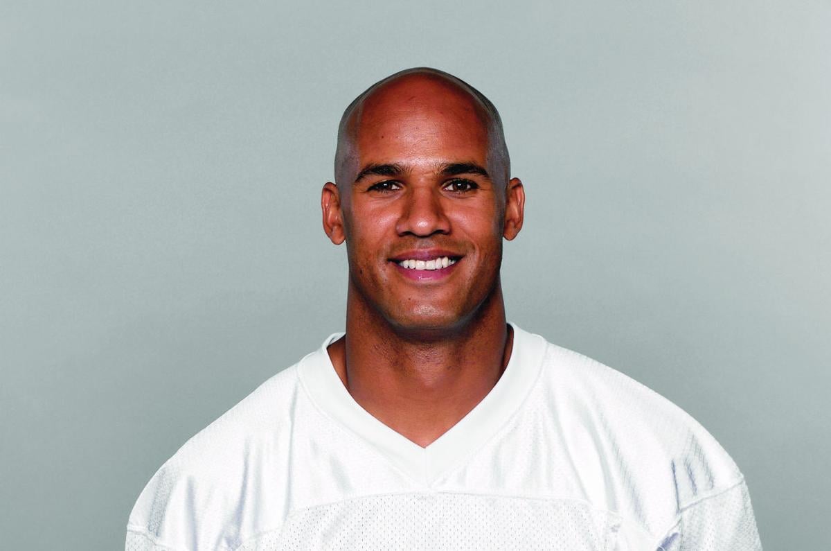 Jason Taylor questions Dolphins' play-calling at the end of the game