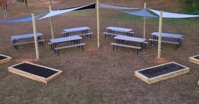 Huntsville Elementary has new outdoor classroom thanks to Lowe’s Home Improvement
