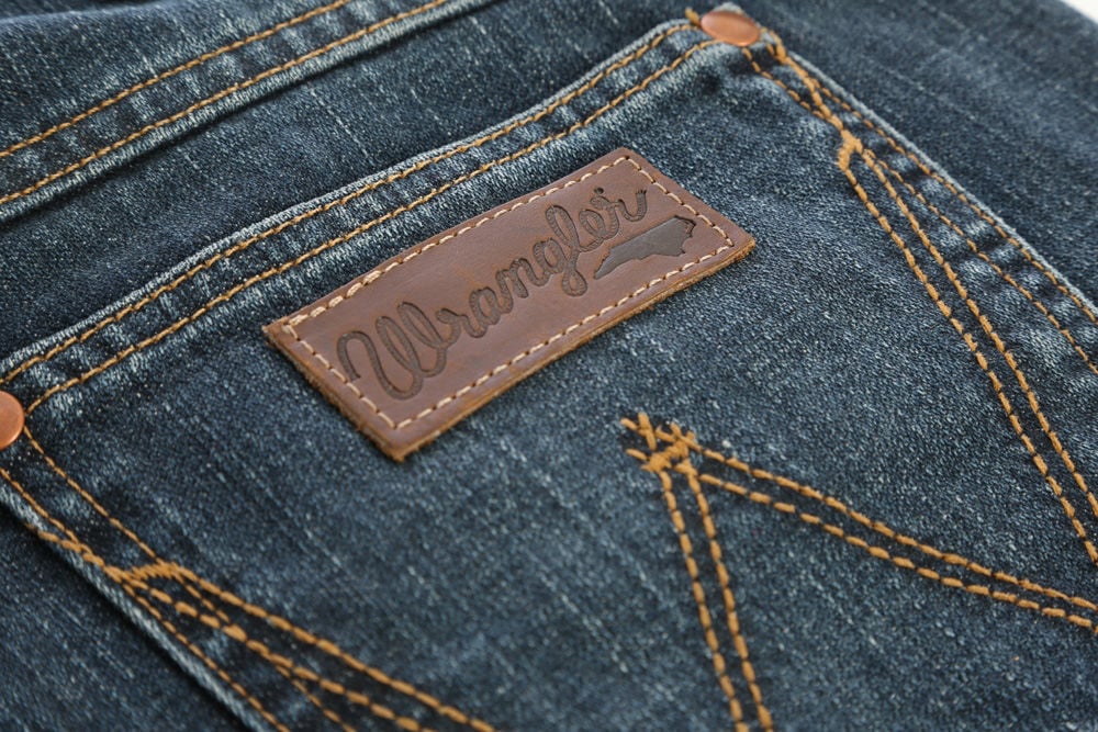 wrangler jeans pocket