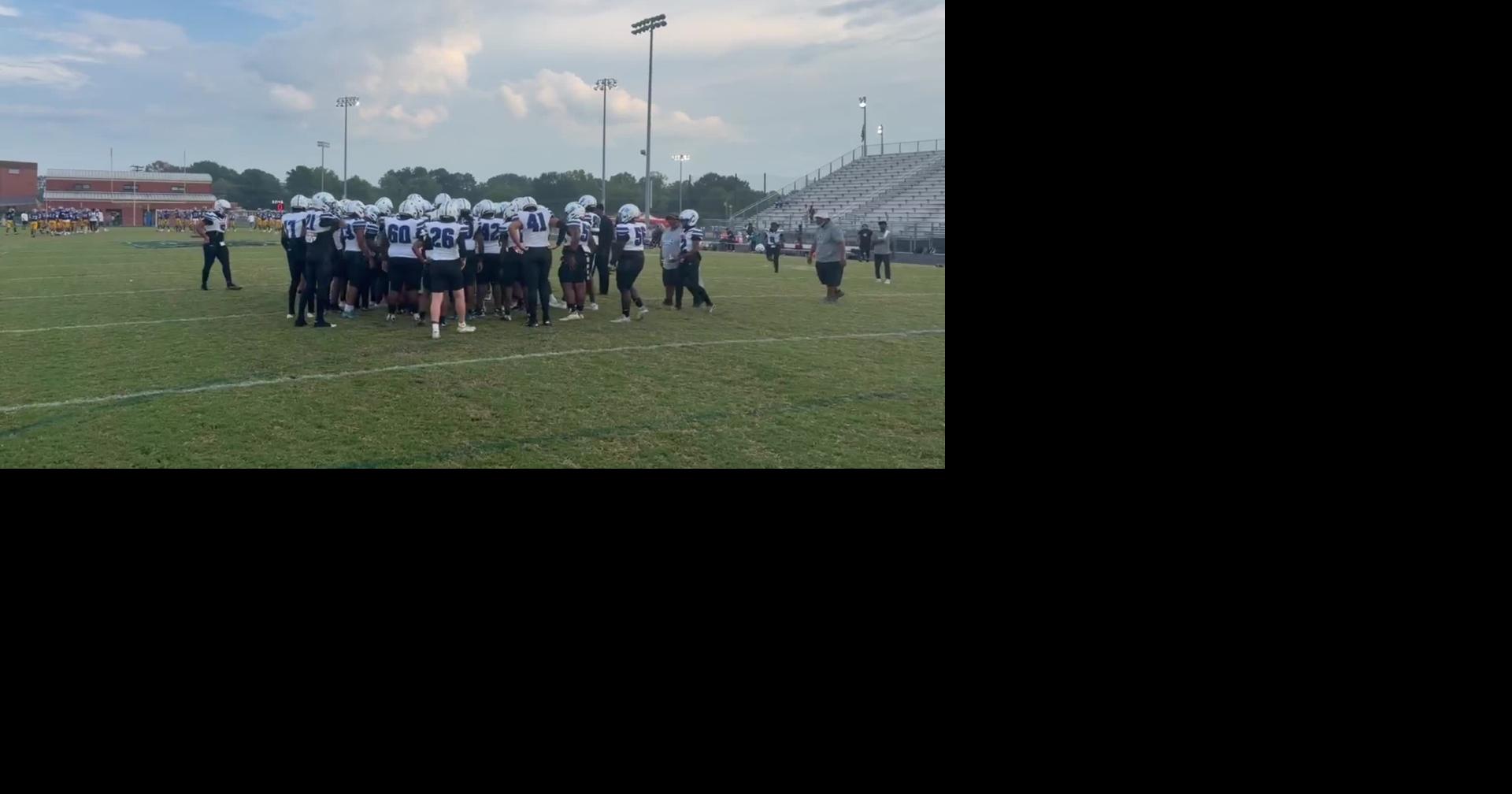 Ragsdale football huddles up before Dudley game
