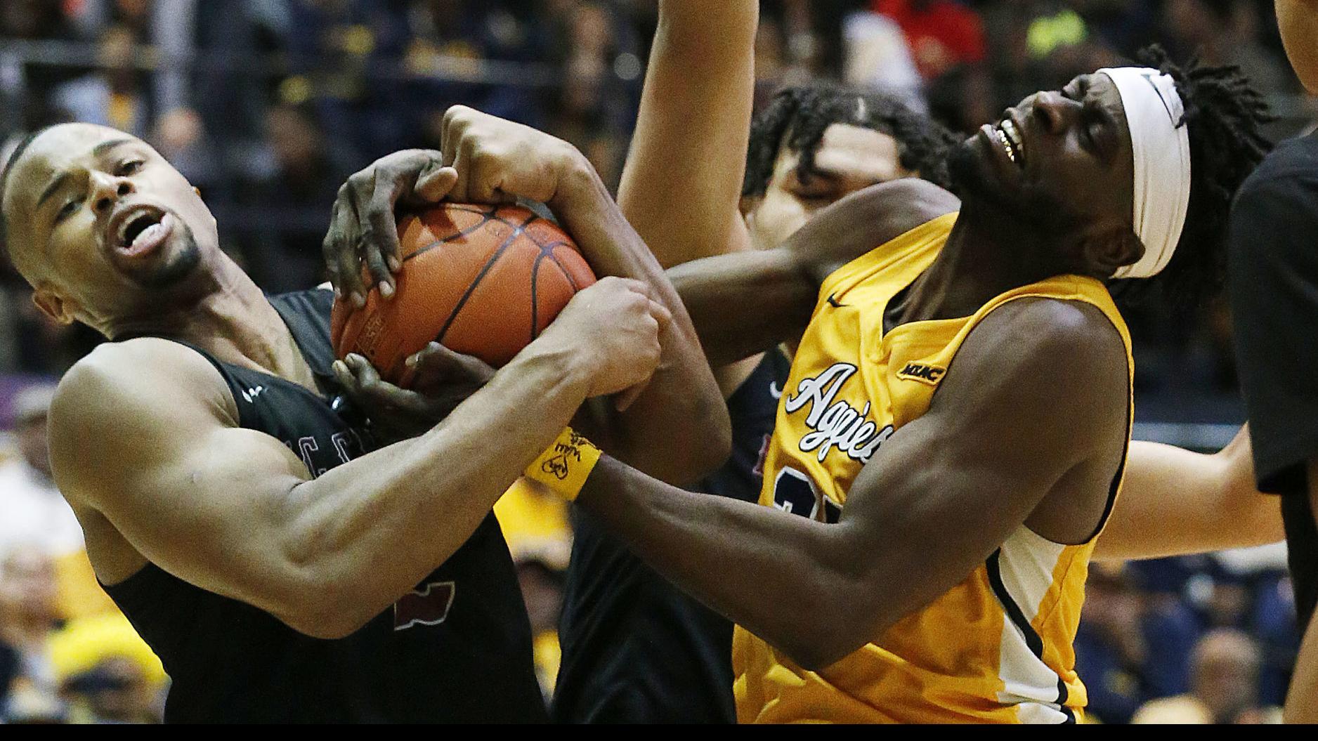 Jeff Mills Uptempo Aggies Lock Down On Defense To Clobber Rival