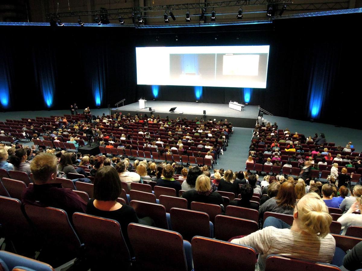 College generic lecture hall (copy)