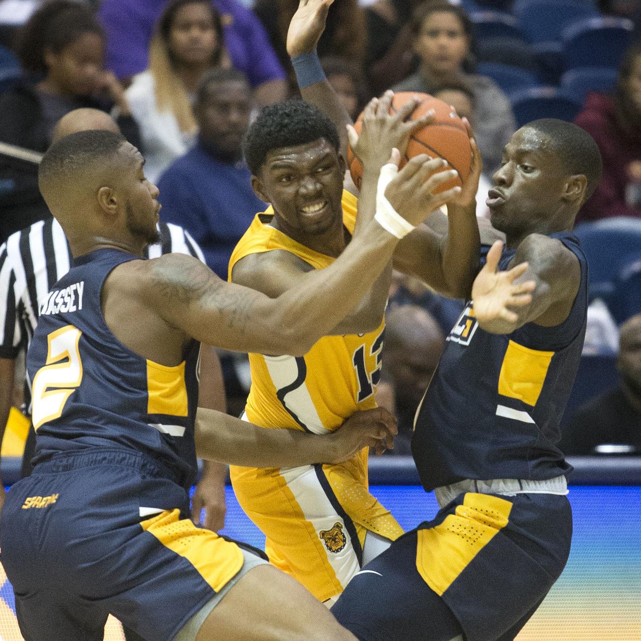 Family Affair A T At Uncg Basketball Opener Features Langleys On