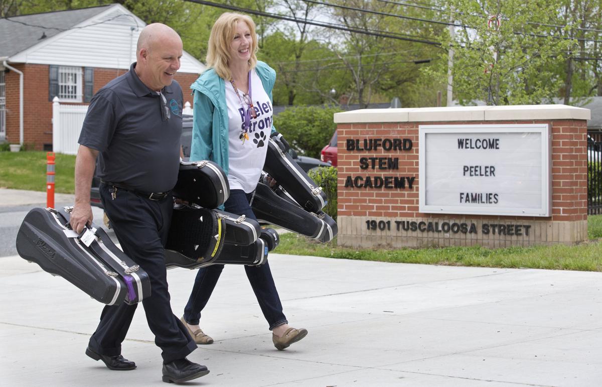 Peeler students start school at Bluford