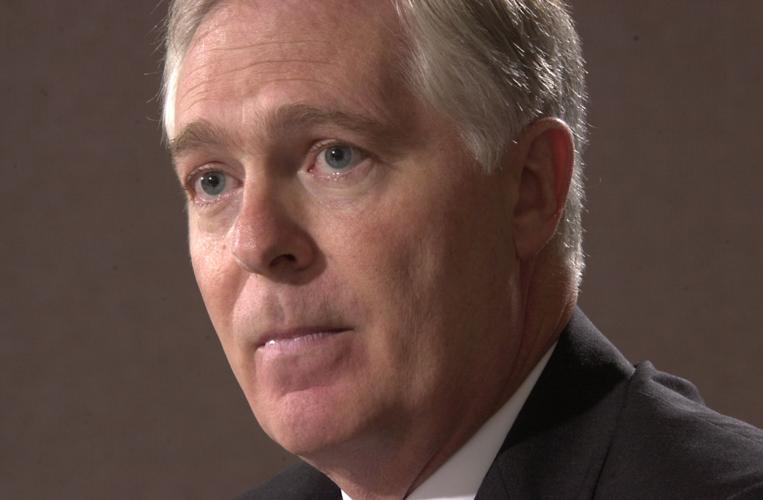 Easley touts leadership shown in tough times