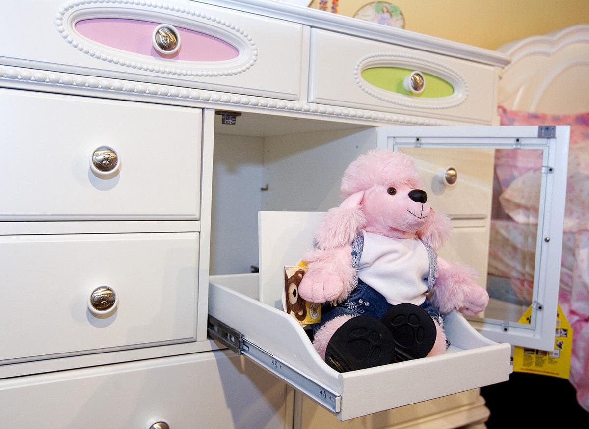 Build A Room Bear Building Brand Reaches Out To Furniture